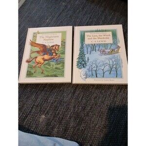 The Chronicles Of Narnia 2 Illistrated Book Set, The Magicians Nephew, The Lion,